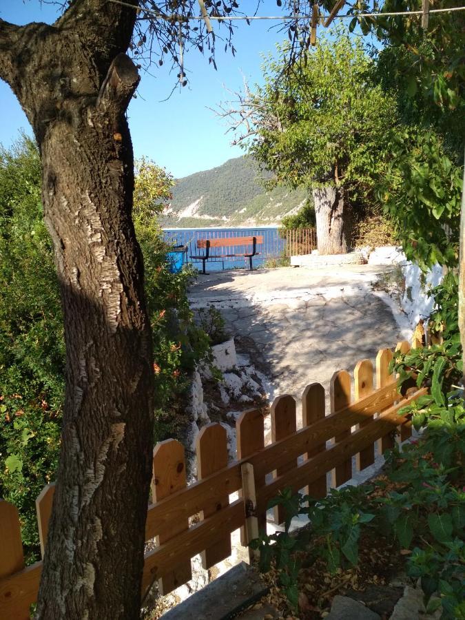 Ostria Hotel Áyios Nikítas Eksteriør billede